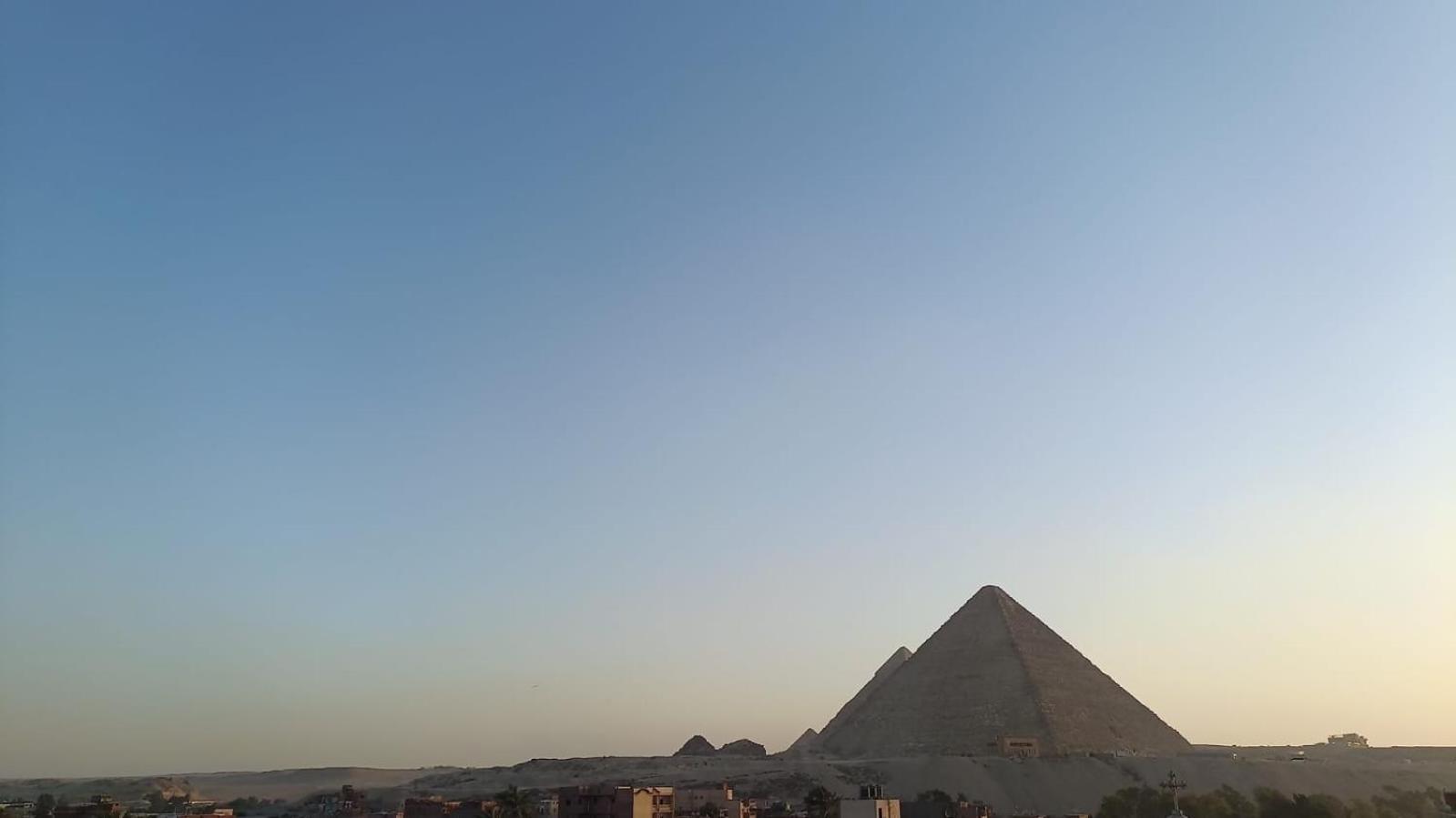 Sami Holiday Inn - Pyramids View Rooftop Al Kawm al Akhdar Exteriör bild